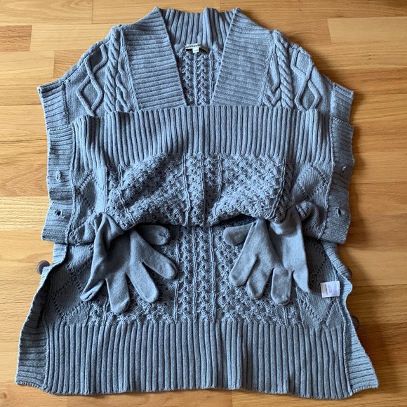 Haute Hippie 100% Merino wool sweater vest - Picture 9 of 16